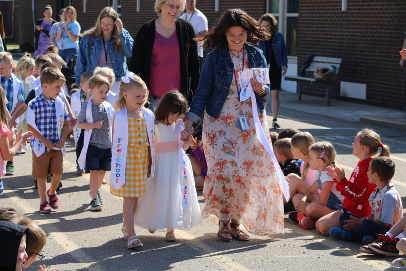 Ekstrand Elementary celebrates 2023 preschool graduates Central